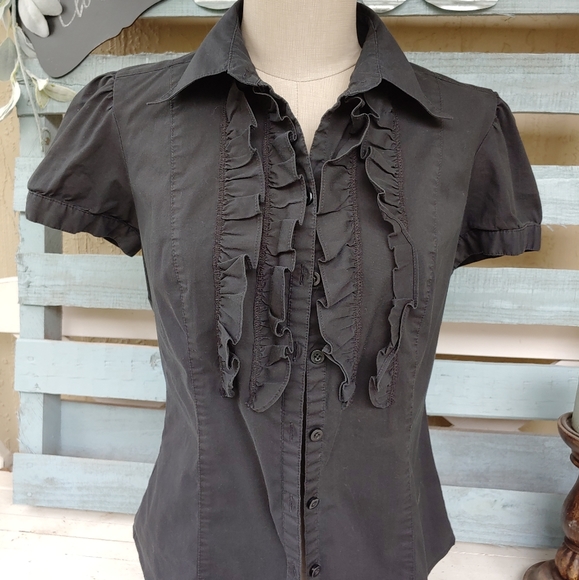 LOFT Tops - ⭐❤SOLD❤Buy 3 get 1 Free LOFT ruffle Blouse